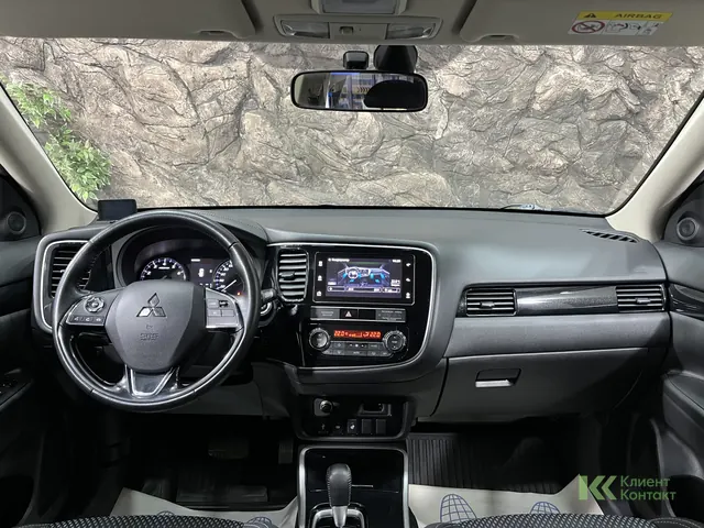 Mitsubishi Outlander (2019)