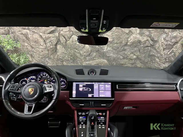 Porsche Cayenne Turbo (2020)