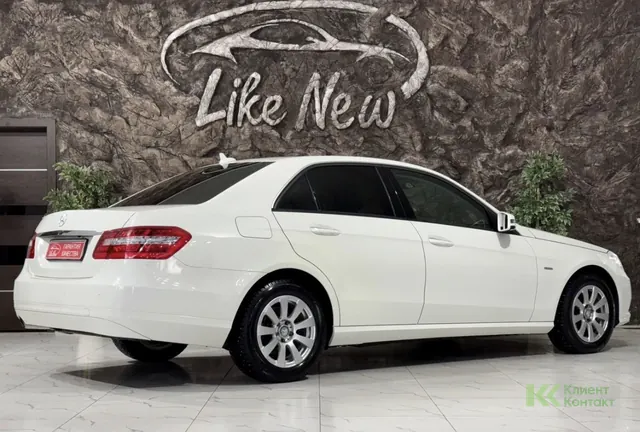 Mercedes-Benz E-класс (2011)
